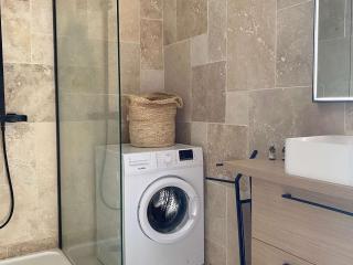 Spacieux T2, dernier étage, confort moderne, Wi-Fi, Balaruc-les-Bains - FR-1-553-276 - Balaruc-les-Bains - 2