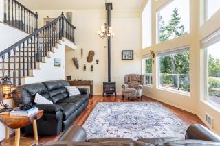 Harborview Getaway by AvantStay Walk to Beach - Langley - 5