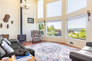 Harborview Getaway by AvantStay Walk to Beach - Langley - 6
