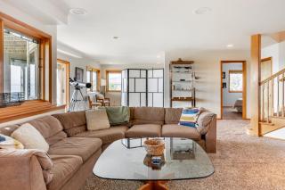 The Majestic Blue View by AvantStay Waterfront - Freeland - 1