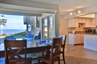 Beachfront Condo - Mutiny Bay by AvantStay Views - Freeland - 5