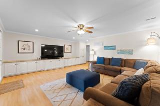 Kool Breeze by AvantStay Boat Ramp Hot Tub - Lake Norman of Catawba - 7
