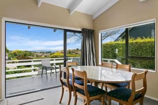 Spacious Family Retreat in Taupo - Taupo - 6