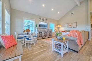 Sapphire Breeze by AvantStay Pool Walk to Beach - Port Aransas - 4