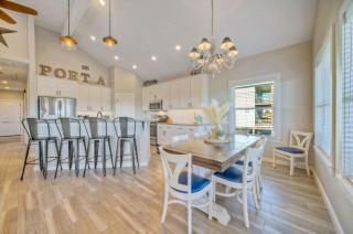 Sapphire Breeze by AvantStay Pool Walk to Beach - Port Aransas - 2