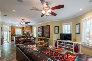 Ecco Domani by AvantStay Gorgeous Home w Pool Balcony in Great Location Month Long Stays Only - Key West - 5