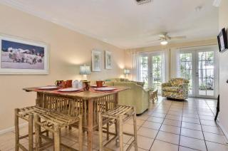 Breezy Bungalow by AvantStay Close 2 Zachary Taylor State Park Beach w Shared Pool Week Long Stays - 6