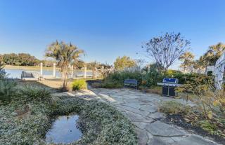 20 Morgan Place Drive by AvantStay Waterfront Home w Private Dock - Isle of Palms - 3