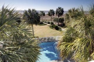 3902 Palm Blvd by AvantStay Beach Access Oceanfront Views w Pool - Isle of Palms - 3