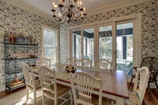 3902 Palm Blvd by AvantStay Beach Access Oceanfront Views w Pool - Isle of Palms - 1