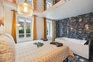 Love Room - La Création d'Adam avec Jacuzzi - Corbeil-Essonnes - 5