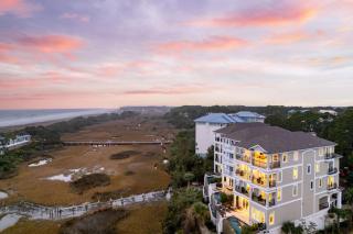 Sleeps 24 Priv Beach Boardwalk Pool Ocean View 24 Bradley Cir by AvantStay - Hilton Head Island - 8