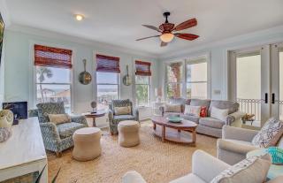 109 Grand Pavilion by AvantStay Beachfront Views - Isle of Palms - 9