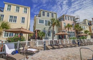 109 Grand Pavilion by AvantStay Beachfront Views - Isle of Palms - 7