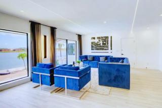 Luxe Waterfront MANSION w PRIVATE NIGHTCLUB, Cinema, Game Room, Gym & Pool - Miami - 7