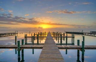 Waterfront Shared Pool w Bay Views Boat Dock Oscars Lodge by AvantStay - Padre Island - 7