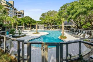 1102 Ocean Club AvantStay Oceanfront Shared Pool Spa Ocean Views - Isle of Palms - 8