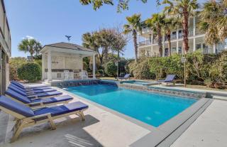 3001 Palm Boulevard by AvantStay Across From Beach Ocean Views - Isle of Palms - 0