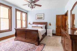 Steps to Ski Gondola Restored Victorian Home w Hot Tub Raddon by AvantStay - Park City - 2