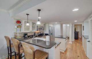 314 C Shipwatch by AvantStay Gorgeous Condo in Great Community - Isle of Palms - 2