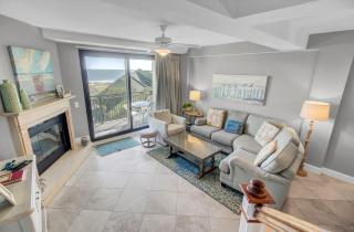 407 A Shipwatch by AvantStay Beach Front Condo w Ocean Views - Isle of Palms - 4