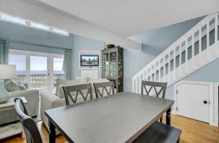 11E Mariners Walk by AvantStay Ocean Views Beachfront Living Shared Pool - Isle of Palms - 2