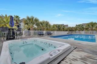 4 46th Avenue by AvantStay Pool Views Deck - Isle of Palms - 4