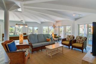4 46th Avenue by AvantStay Pool Views Deck - Isle of Palms - 2