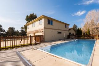 Powell by AvantStay Secluded Home only 10 Mins from DT Bend w Hot Tub - Bend - 0