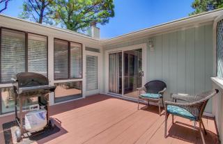 3 Twin Oaks Lane by AvantStay Beach Access Sunroom Great Location - Isle of Palms - 7