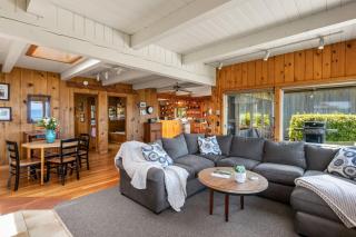 The Pilot House by AvantStay Stunning Home Right On Arch Cape Beach - Arch Cape - 3