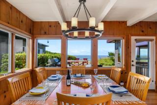 The Pilot House by AvantStay Stunning Home Right On Arch Cape Beach - Arch Cape - 1