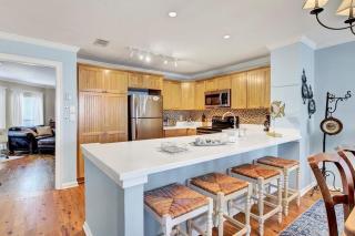 504 Summerhouse by AvantStay Ocean Front Condo w Community Pool Access - Isle of Palms - 6