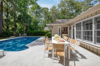 Wisteria by AvantStay Bright Spacious Home w Pool Entertainers Patio - Hilton Head Island - 9