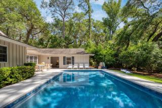 Wisteria by AvantStay Bright Spacious Home w Pool Entertainers Patio - Hilton Head Island - 8