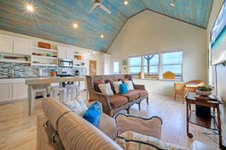Panoramic Water Views Shared Pool Boat Dock Bayside Lodge by AvantStay - Padre Island - 5
