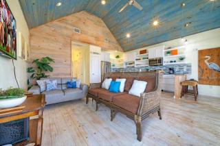 Panoramic Water Views Shared Pool Boat Dock Bayside Lodge by AvantStay - Padre Island - 4
