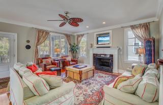 7 41st Avenue by AvantStay Private Pool Near Beach - Isle of Palms - 9