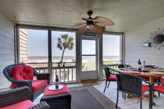 35 Beach Club Villa by AvantStay Oceanfront Views - Isle of Palms - 7