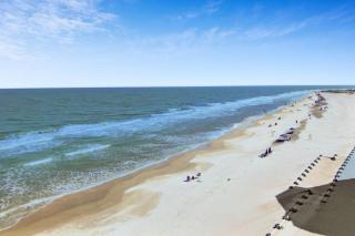 1403 Ocean Club by AvantStay Beach Home w Great Kitchen Easy Beach Access - Isle of Palms - 6