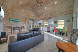 Bay Haven w Shared Boat Dock Waterfront Pool Big Trout by AvantStay - Padre Island - 2