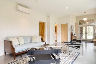 Woodland Zen by AvantStay Modern Design Patio - Stockbridge - 3