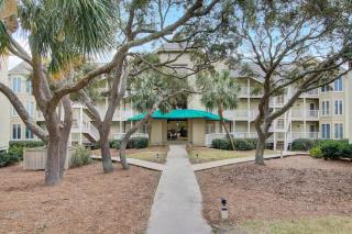 204 B Port O Call by AvantStay Beachfront Condo - Isle of Palms - 5