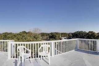 9 24th Avenue by AvantStay Walk to Beach Pool Rooftop Deck - Isle of Palms - 6