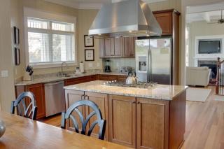 9 24th Avenue by AvantStay Walk to Beach Pool Rooftop Deck - Isle of Palms - 5