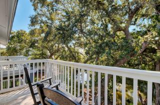 36 Lagoon Villa by AvantStay Fishing Dock Views - Isle of Palms - 9