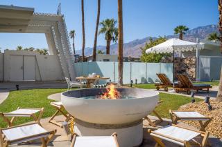The Monkey Tree Hotel Buyout by AvantStay Entire Hotel Buyout! Funky Rooms with Modern Amenities! - Palm Springs - 8