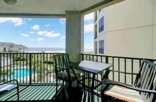 307 Summerhouse by AvantStay Oceanfront View Shared Pool - Isle of Palms - 7