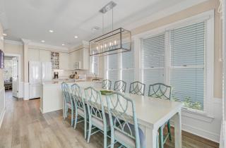 131 Grand Pavilion by AvantStay Oceanfront On The Boardwalk - Isle of Palms - 7