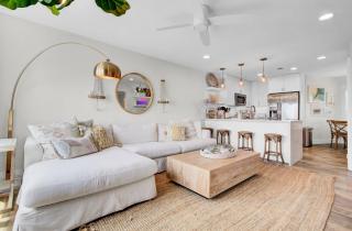 303 D Port O Call by AvantStay Oceanfront Penthouse - Isle of Palms - 1